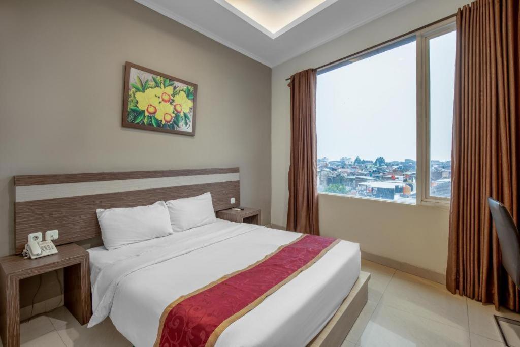 Raffleshom Hotel Bandung Zewnętrze zdjęcie